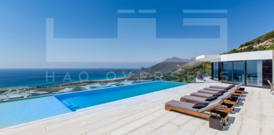 3 bedrooms Villa in Kissamos, Greece No. 24423