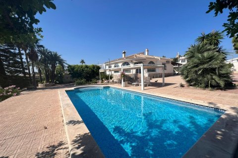 236m² Villa en Rojales, Spain No. 26798 24