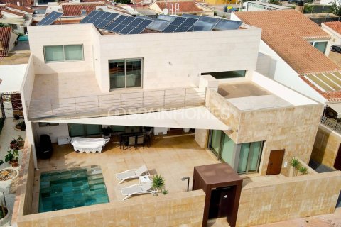 4 bedrooms Villa in San Pedro del Pinatar, Spain No. 26323 1