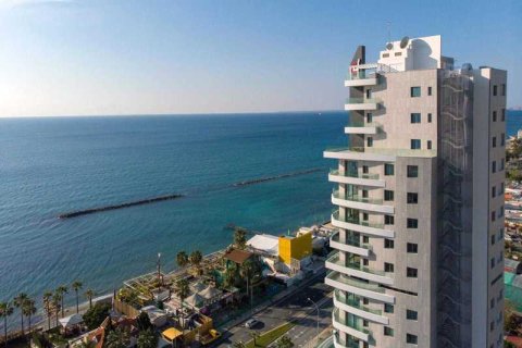 2 bedrooms Apartment in Mouttagiaka, Cyprus No. 32267 9