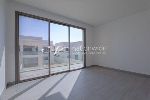 3 dormitorios Duplex en  Yas Island, UAE No. 3778 13