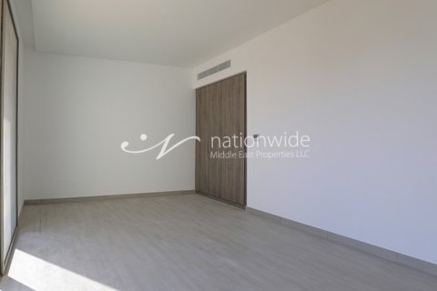 3 dormitorios Duplex en  Yas Island, UAE No. 3778 9