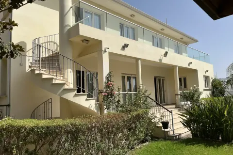 5 bedrooms Villa in Enkomi, Cyprus No. 31236 3