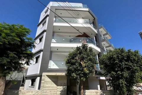 2 bedrooms Penthouse in Limassol, Cyprus No. 40869 1