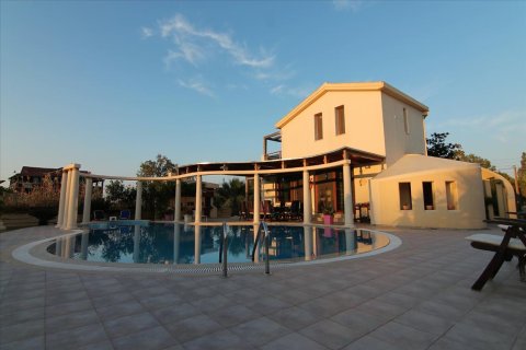 5 bedrooms Villa in Corfu, Greece No. 57946 2