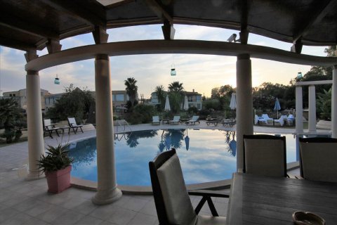 5 bedrooms Villa in Corfu, Greece No. 57946 9