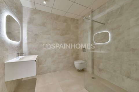 4 dormitorios Villa en Finestrat, Spain No. 26303 9