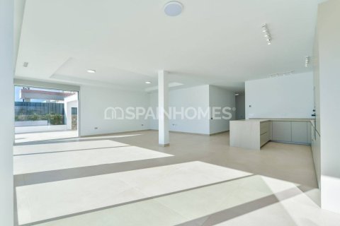 4 bedrooms Villa in Finestrat, Spain No. 26303 22