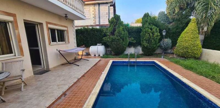 3 bedrooms Villa in Limassol, Cyprus No. 28985