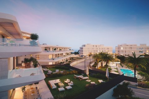 2 dormitorios Apartment en Estepona, Spain No. 27286 1