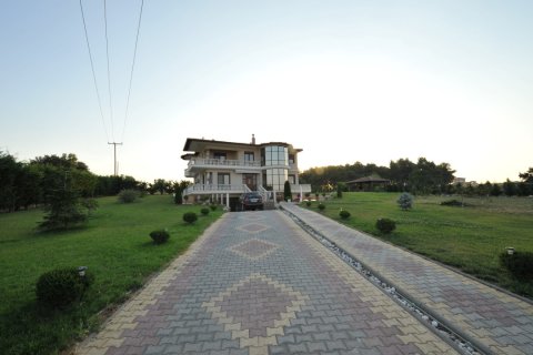 6 bedrooms Villa in Chalkidiki, Greece No. 58767 2