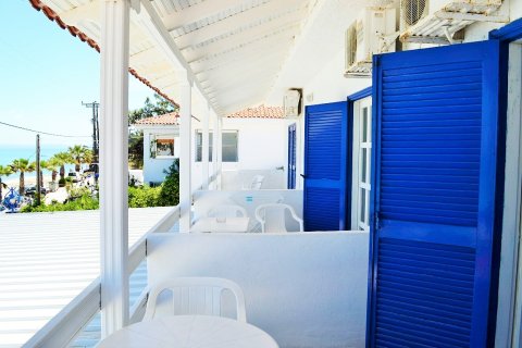 20 bedrooms Hotel in Chalkidiki, Greece No. 58769 3