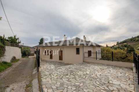 6 bedrooms Building in Magnesia, Greece No. 27993 4