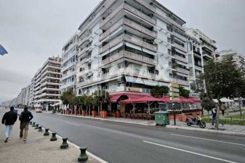 1 bedroom Shop in Thessaloniki, Greece No. 27992 4