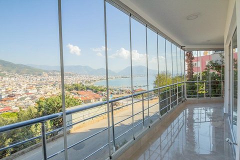 4 rooms Apartment in Alanya, Turkey No. 18066 4