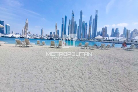 2 dormitorios Apartment en EMAAR Beachfront, UAE No. 4849 13