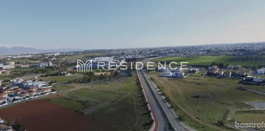 3178m² Land en Latsia, Cyprus No. 42133