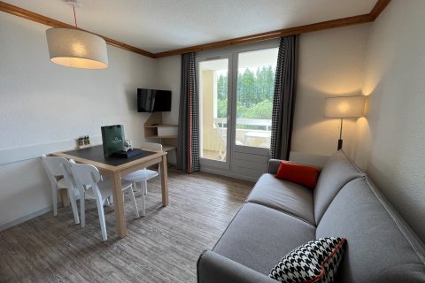 Studio Apartment in Huez, France No. 68554 10