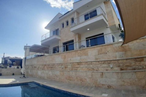 3 bedrooms Villa in Geroskípou, Cyprus No. 63150 6