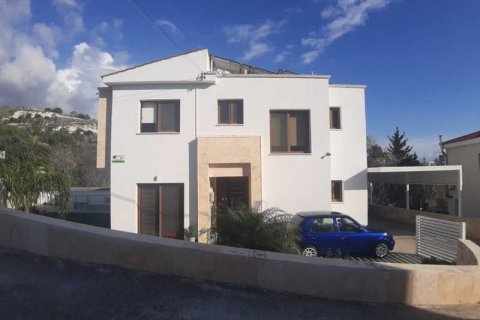 3 bedrooms Villa in Geroskípou, Cyprus No. 63150 1