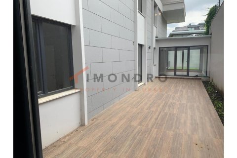 7+1 Appartement à Üsküdar, Turkey No. 17003 17