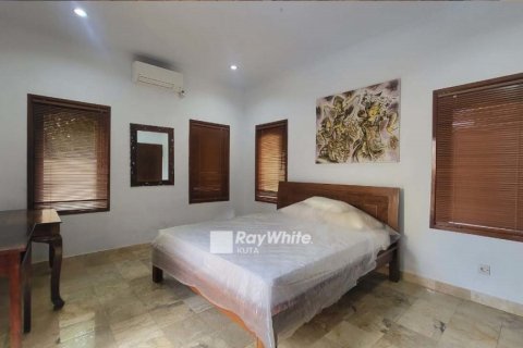 3 bedrooms Villa in Ungasan, Indonesia No. 23421 4