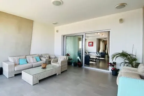 4 dormitorios Penthouse en Agios Tychonas, Cyprus No. 52667 15