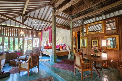 3 bedrooms Villa in Ubud, Indonesia No. 70937 3