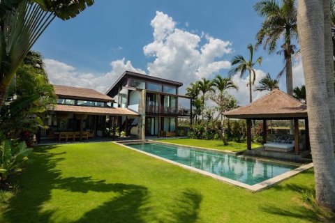 8 bedrooms Villa in Canggu, Indonesia No. 70934 1