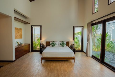 8 bedrooms Villa in Canggu, Indonesia No. 70934 16