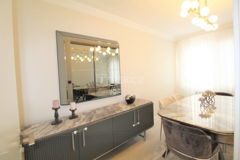 3+1 Apartment in Istanbul, Turkey No. 15152 7