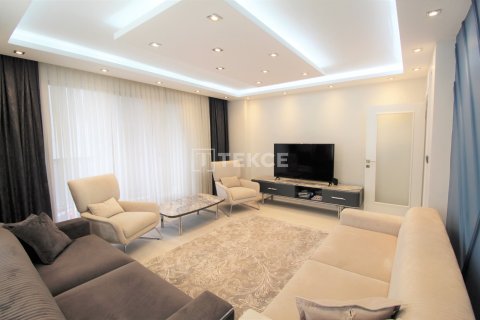 3+1 Apartment in Istanbul, Turkey No. 15152 10