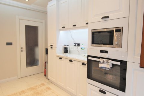 3+1 Apartment in Istanbul, Turkey No. 15152 21