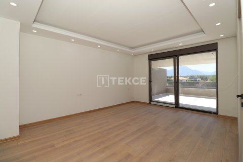 5+1 Apartment in Dosemealti, Turkey No. 20354 21