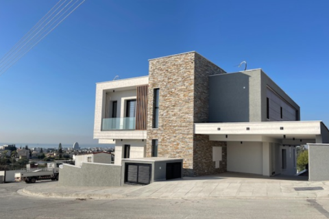 5 bedrooms Villa in Germasogeia, Cyprus No. 62883 2