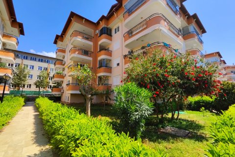 2+1 Apartment in Oba, Turkey No. 15165 15