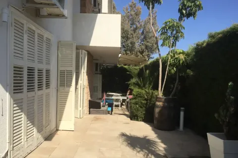 3 bedrooms House in Limassol, Cyprus No. 52608 14