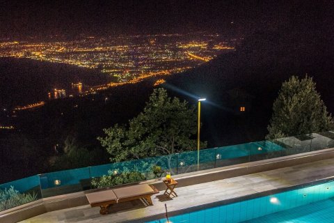 250m² Villa en Gazi, Greece No. 55979 8