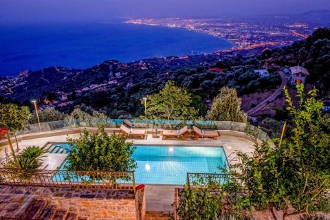 250m² Villa en Gazi, Greece No. 55979 4