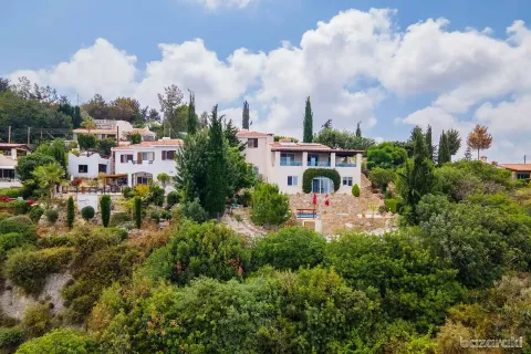 3 dormitorios Villa en Paphos, Cyprus No. 28680 1