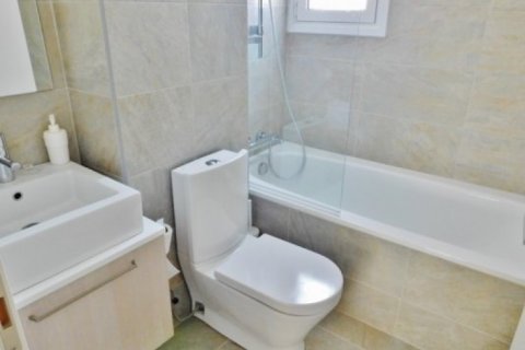 2 bedrooms Apartment in Limassol, Cyprus No. 69846 11